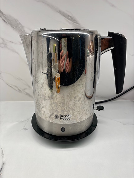 Russell Hobbs vetenkeitin