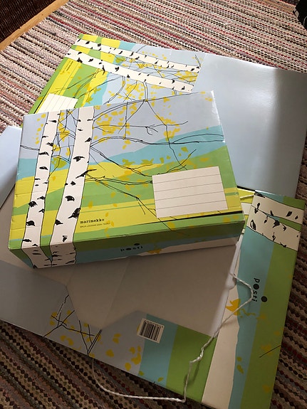 Pikkupakettilaatikko Marimekko / posti