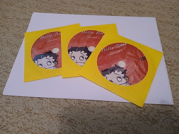 Betty Boop collectible - dvds