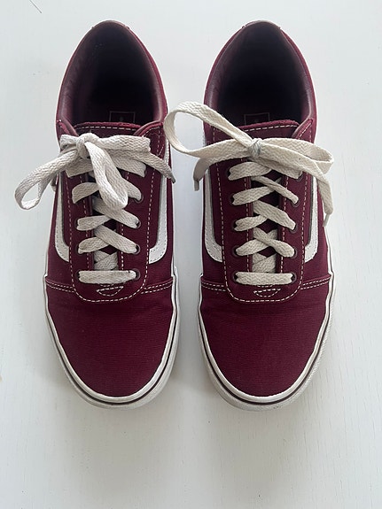 Siistit, vähän käytetyt Vans Youth-tossut.