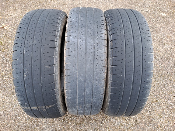 Michelin 215/70R15C pakettiauton renkaat