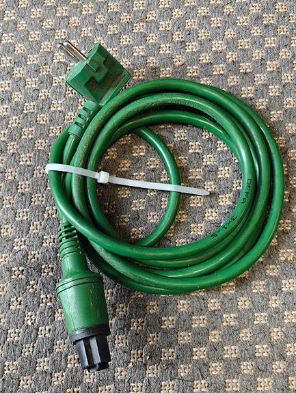 Defa Mini lohkolämmittimen autoseinäjohto

1,5 m