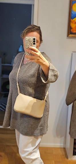 Mangon beige crossbody laukku