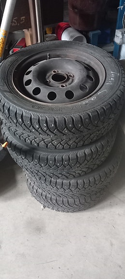 Nastarenkaat 185 /60 r 14 caan vanteet