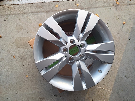 Mercedes-Benz C-sarja uusi alumiinivanne