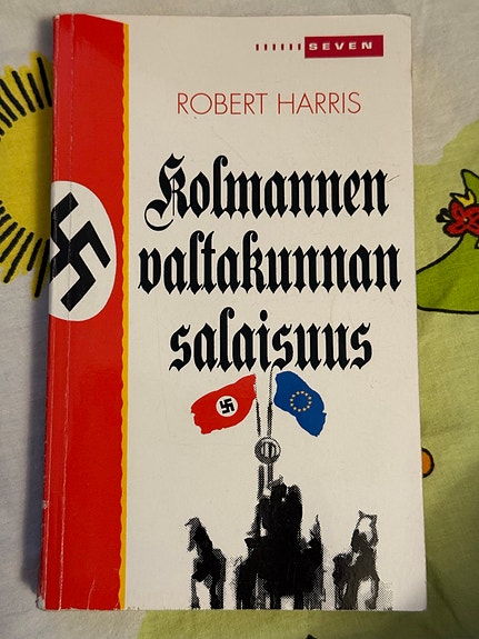 Robert Harris - Kolmannen valtakunnan salaisuus kirja