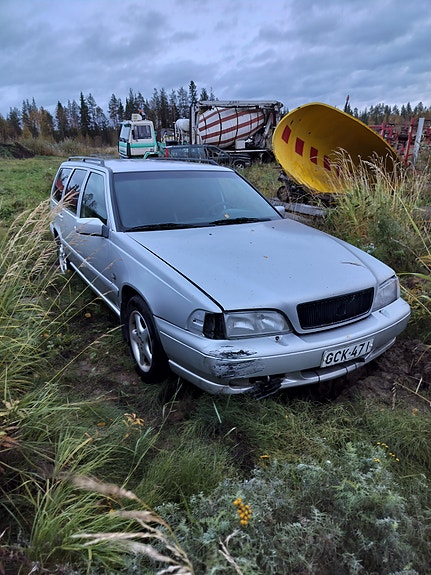 Volvo v70