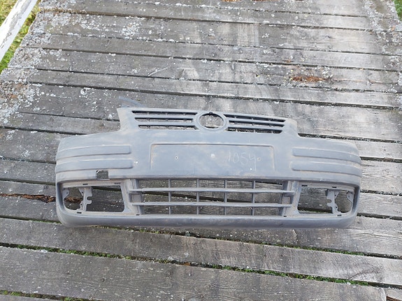 VW Caddy 2003-2011 etupuskuri