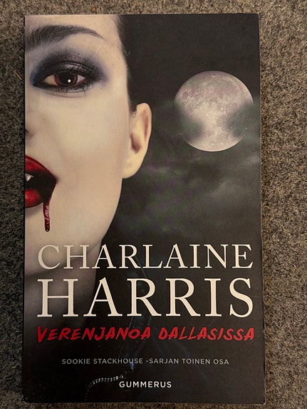 Charlaine Harris - Verenjanoa Dallasissa - sookie stackhouse 2