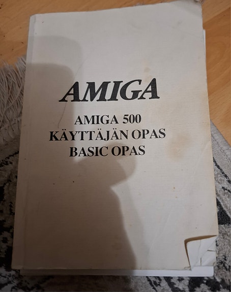 Amiga - Amiga 500 käyttäjän opas, Basic opas
