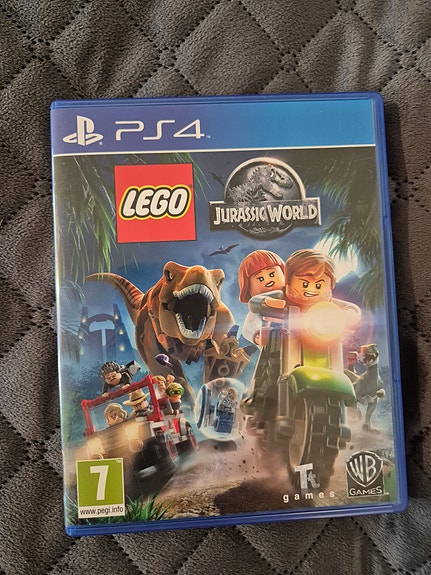 Lego Jurassic World ps4 peli