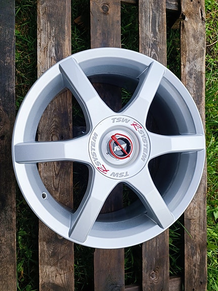 Alumiinivanne 1kpl TSW Evo R 17" 4x100