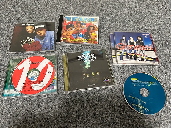 6kpl CD-levyjä, Rasmus, Darude, Fintelligens, Smurffit, Mayolas, Gimmel