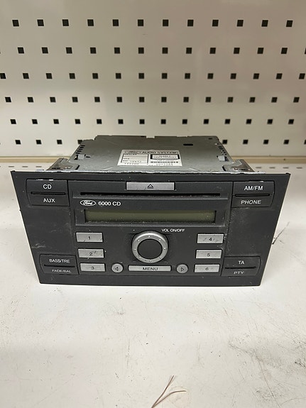 Ford mondeo mk3 radio