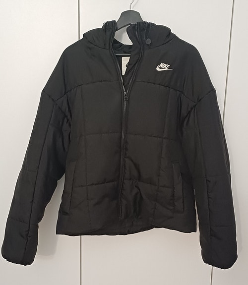 Nike Takki S-koko (vain nouto)