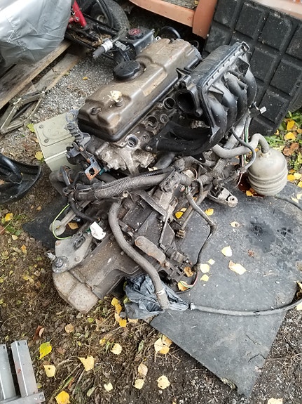 Peugeot 206 moottori ja vaihdelaatikko