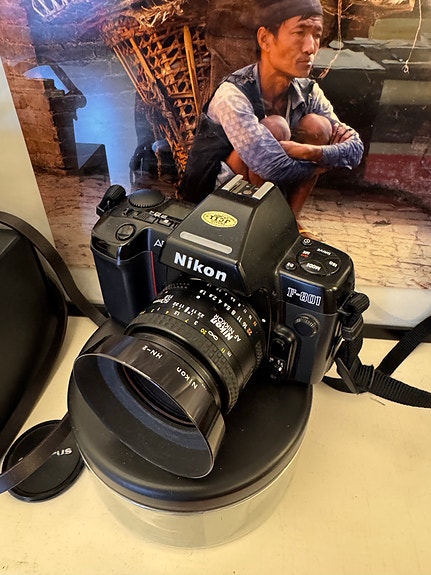 Nikon F801 filmijärkkäri SLR musta