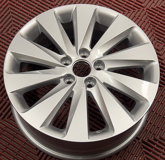 ALKUPERÄINEN SEAT ARONA 6x16" 5x100 ET45 Ø57.1