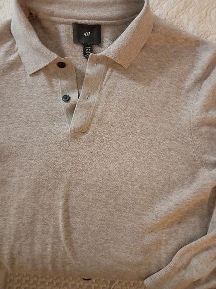 Beige neule