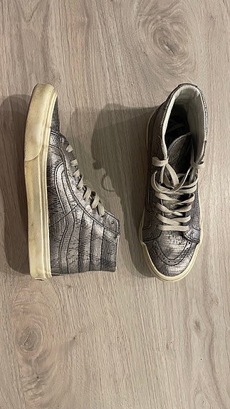 Hopeiset Vans tennarit