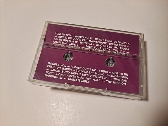 Product image 3 of 3