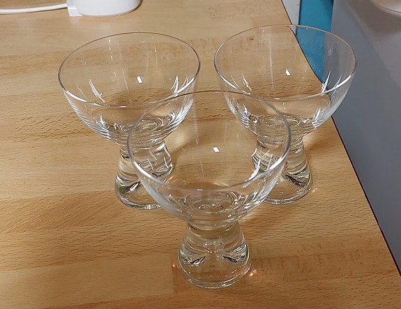 Iittala Tapio -sarjan liköörilasit, suunnittelija Tapio Wirkkala  TARJOA!