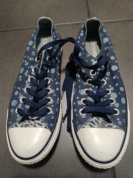 Converse lenkkarit koko 35