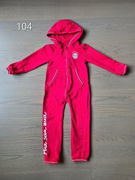 Collegehaalari FC Bayern Munchen koko 104