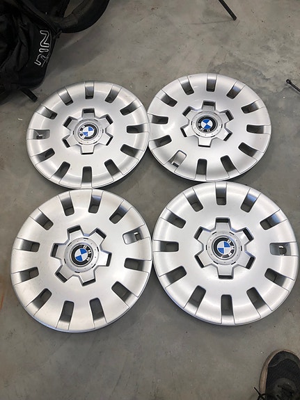 Bmw 15” pölykapselit