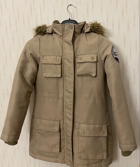 Outfitters Nation talvitakki / untuvatakki