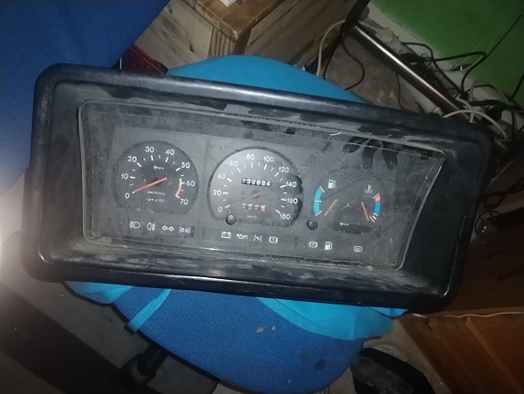 Seat ibiza mk1 mittaristo