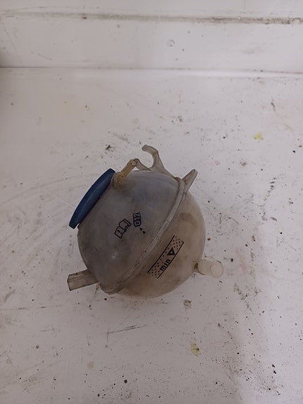 Skoda Octavia 2010-2013 Paisuntasäiliö 1K0121407A