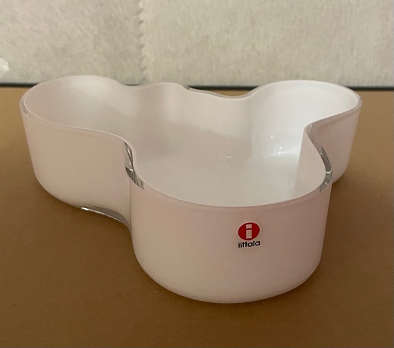 Iittala / Alvar Aalto valkoinen malja, 5 × 19,5 cm