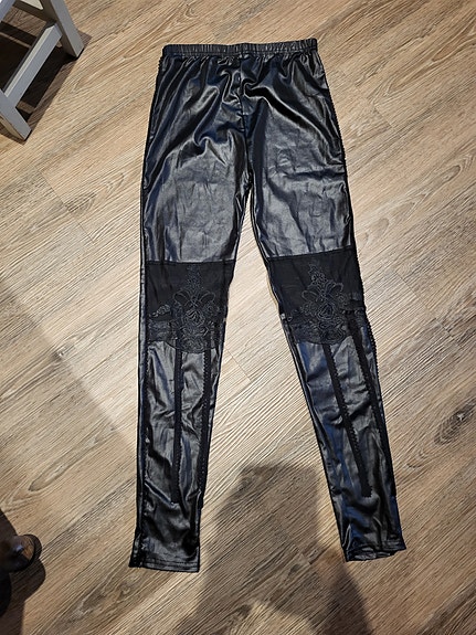 Legginsit / housut