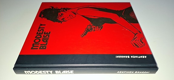 Modesty Blaise (sarjakuva-albumi valikoima)