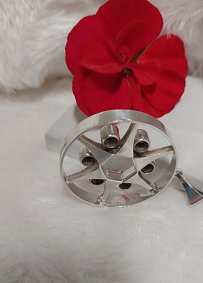 Product image 8 of 9