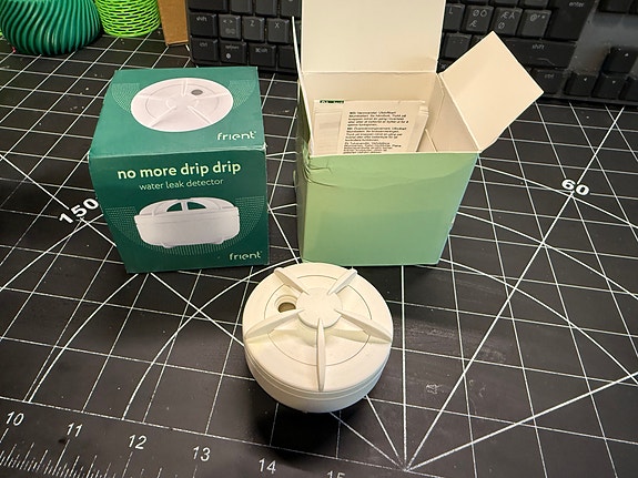Frient älykoti/zigbee-vesivuototunnistin (water leak detector)