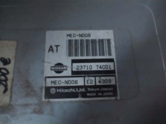 Nissan Sunny 1.4 '94 N14 ohjainboksi ja virtalukko avaimella