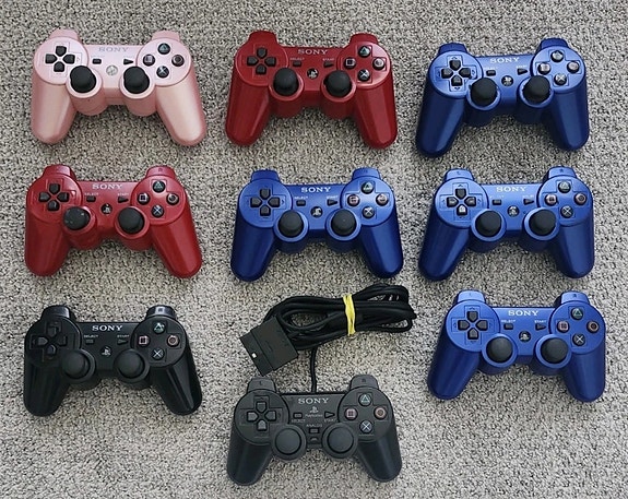 Ostetaan rikkinäiset Ps3 ohjaimet