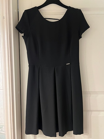 Product image 1 of 7
