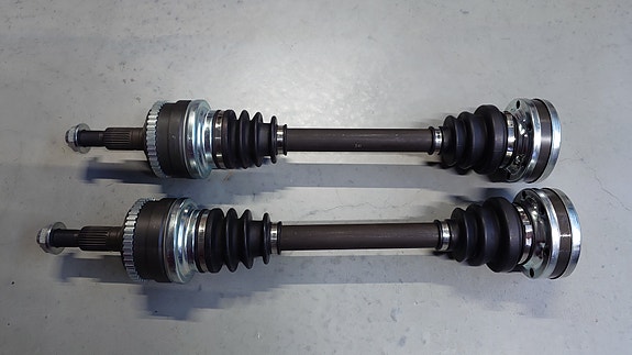 Driveshaft rear set. Porsche 964 1989-94 C2