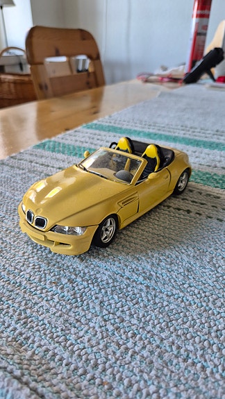 Pienoismalli BMW