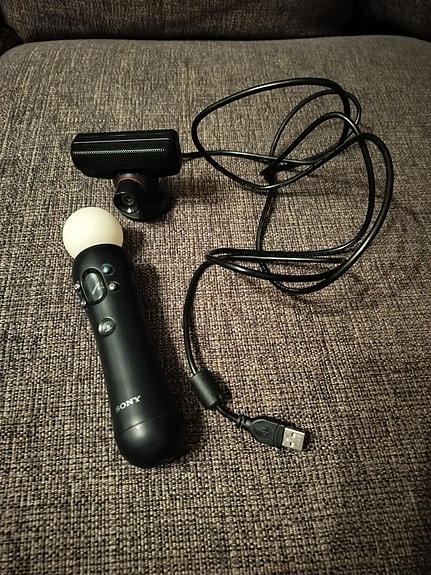 PS Move ohjain ja PS Eye kamera