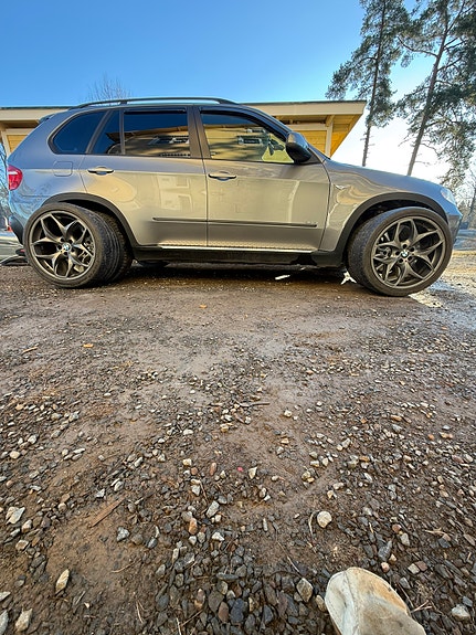 BMW - kesärenkaat ja vanteet