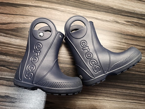 Crocs kumisaappaat (C8, 24-25)