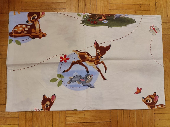 Disney Bambi -tyynyliina