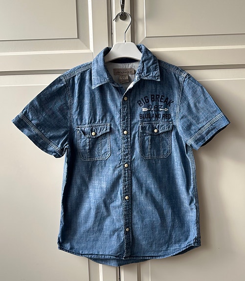 H&M kauluspaita, koko 152.