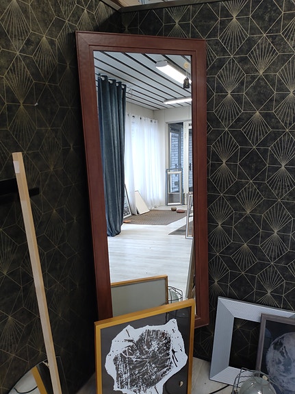 145x70 Peili, Suomalaista käsityötä