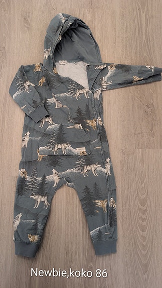 Newbie jumpsuit , koko 86