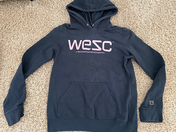 weSC-huppari, M